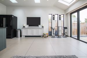 Photo 14- click for photo gallery